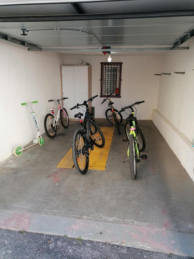Apartman Lana In City Centre With Garage Zadar Extérieur photo