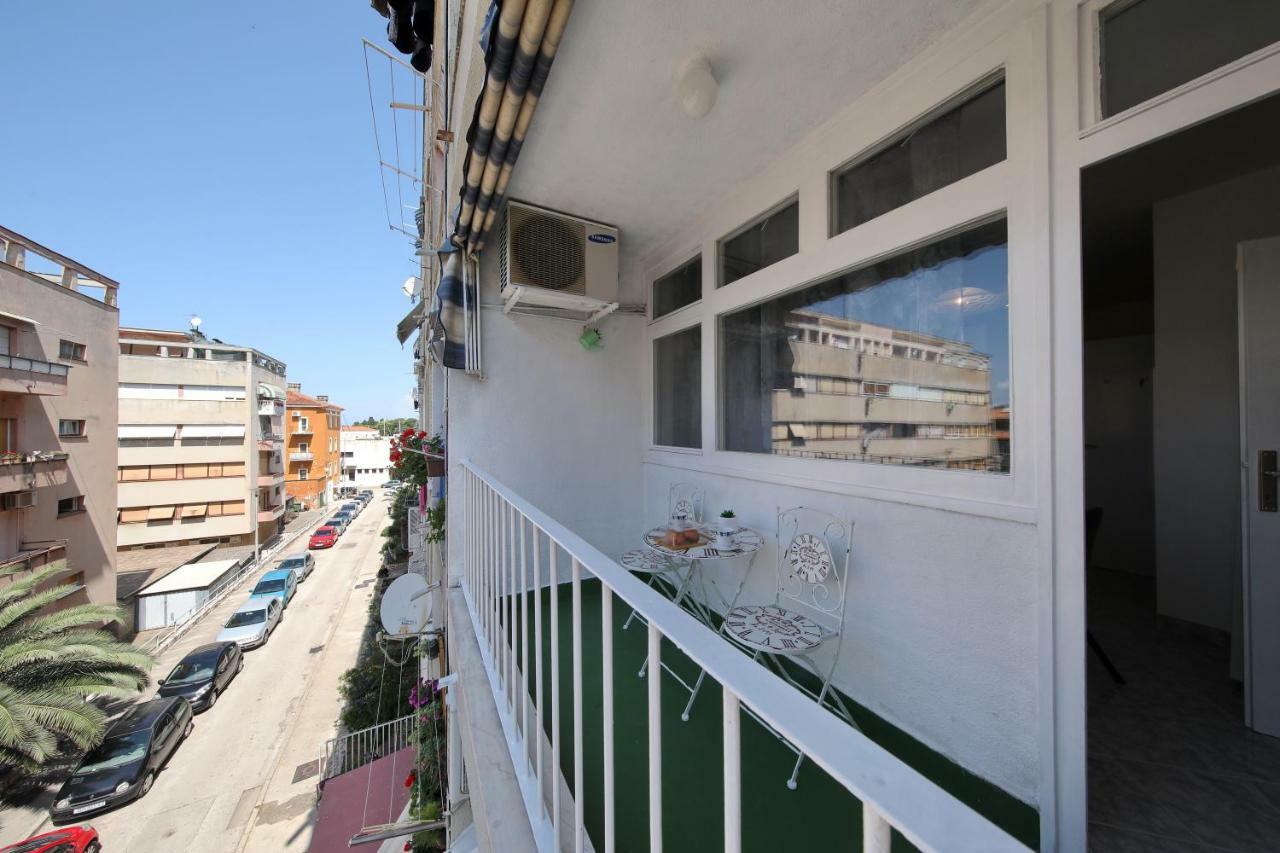 Apartman Lana In City Centre With Garage Zadar Extérieur photo