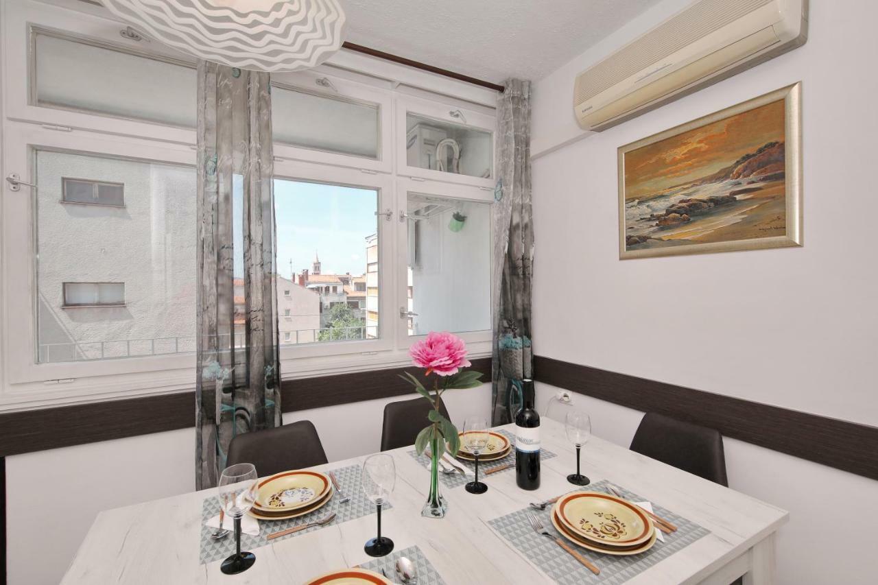 Apartman Lana In City Centre With Garage Zadar Extérieur photo
