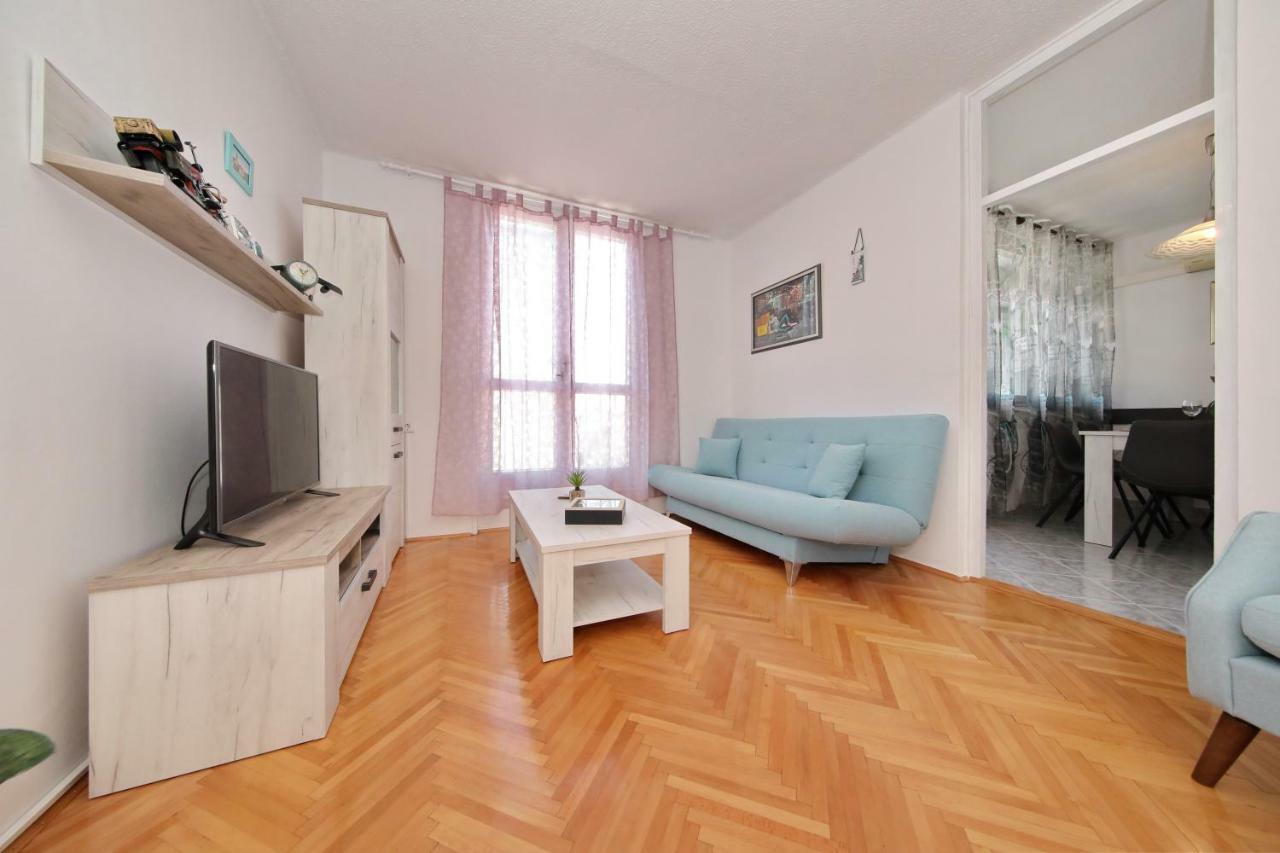 Apartman Lana In City Centre With Garage Zadar Extérieur photo